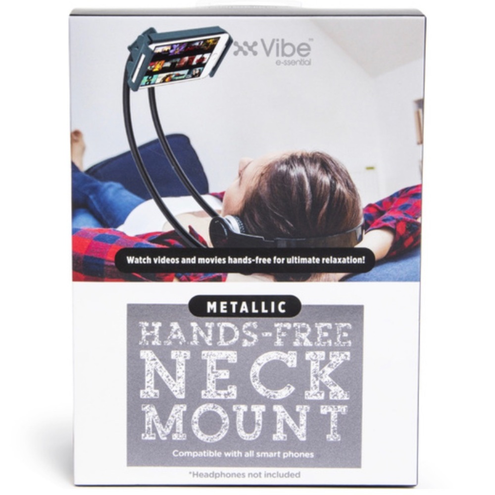 Hands-free smart phone neck mount